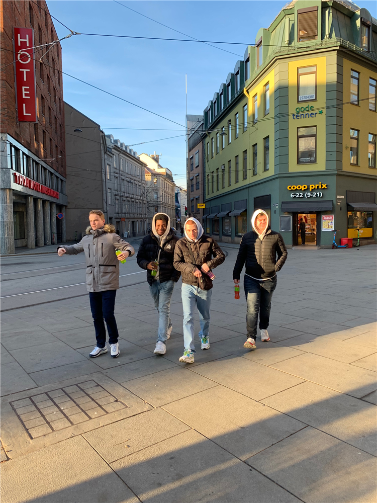 Elevene hadde en innholdsrik dag i Oslo - Klikk for stort bilde